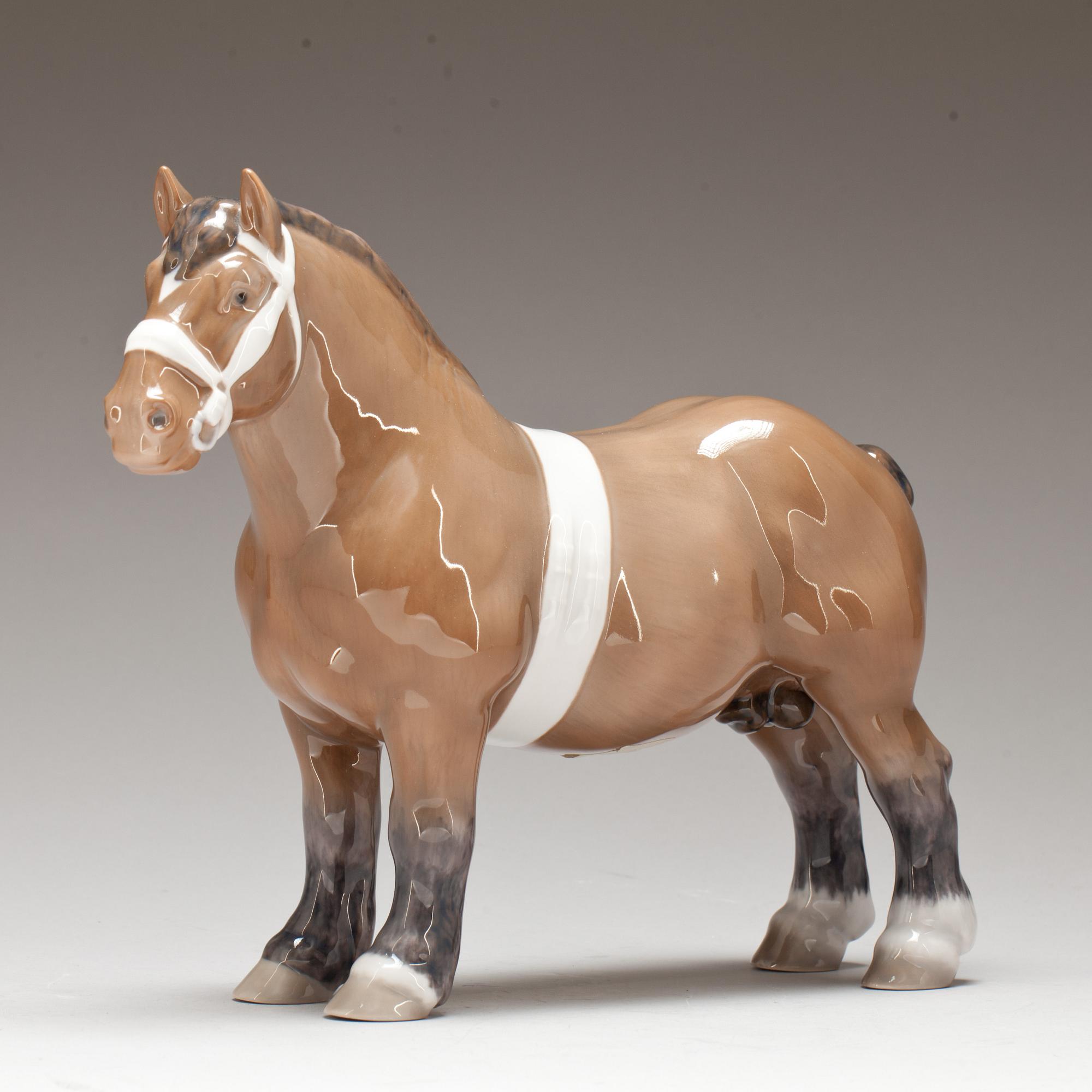 FIGURIN, porslin. Bing & Gröndahl. 1900-talets andra hälft.