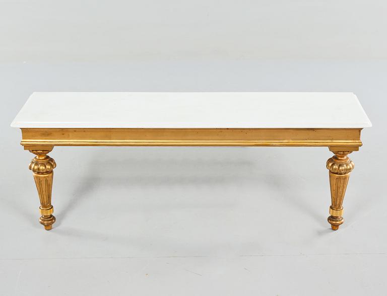 KONSOLBORD, 1800-talets senare del.