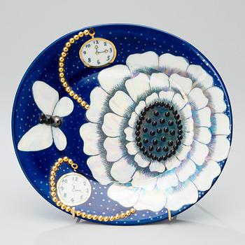 BIRGER KAIPIAINEN, PLATE, porcelain, signed Birger Kaipiainen, Arabia.