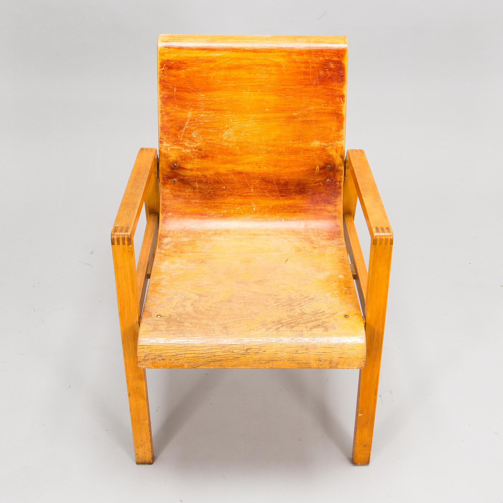 Alvar Aalto, A mid-20th century '403' armchair for O.Y. Huonekalu-ja Rakennustyötehdas A.B.