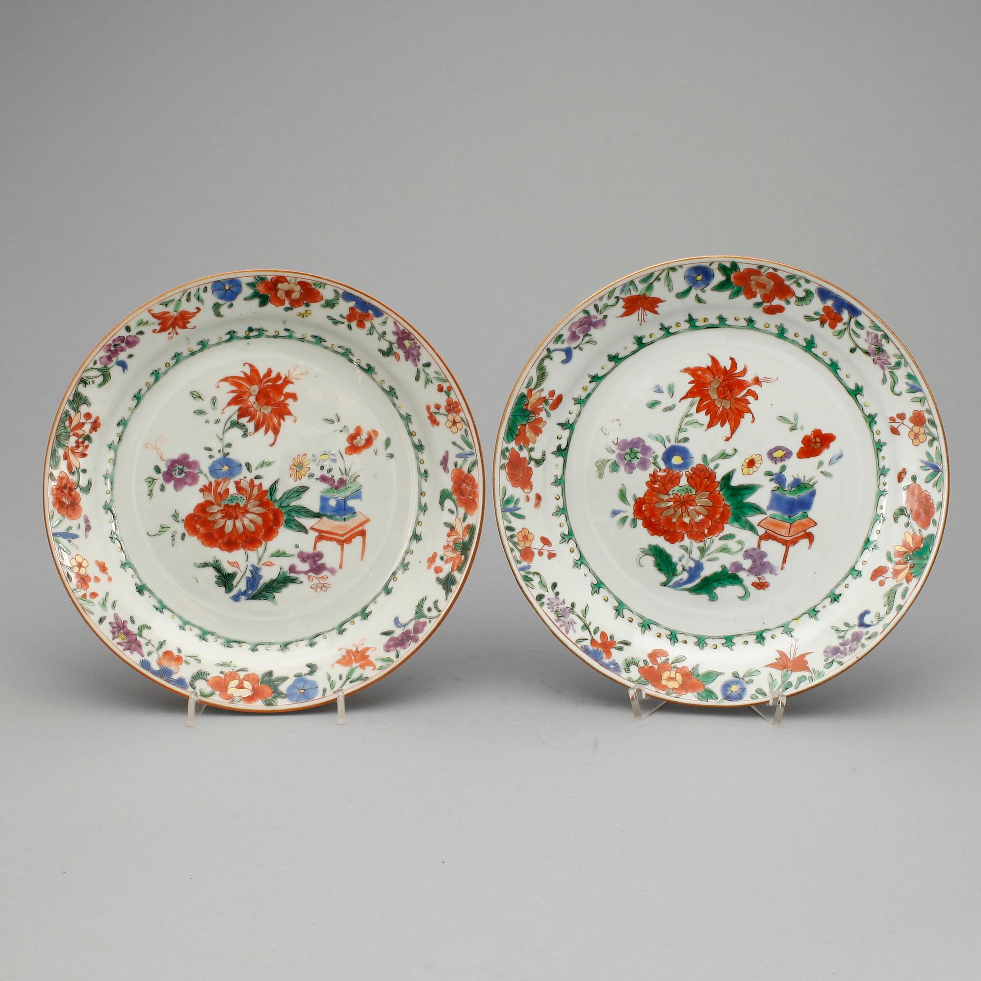 TALLRIKAR, 4 st, porslin, Kina, Qianlong (1736-1795).