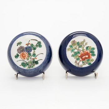 A pair of famille verte jars with covers, China mid 20th century.
