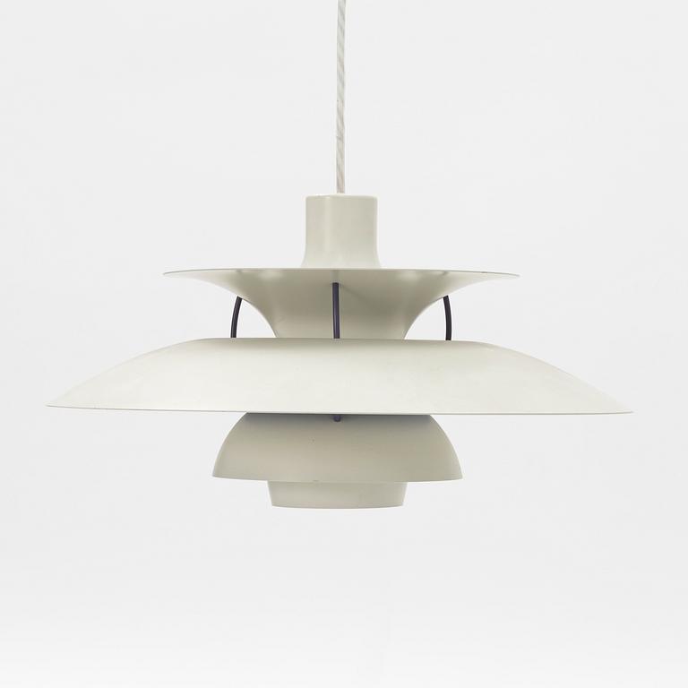 Poul Henningsen, taklampa, "PH 5", Louis Poulsen, Danmark.