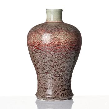 A red and ge glazed Meiping vase, Qing dynasty, 18th century.