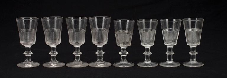 BRÄNNVINSGLAS, 4+4, bl.a. Notsjö, sekelskiftet 1800/1900.