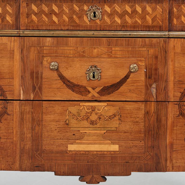 A Gustvian late 18th century commode attributed to Anders Lundelius.