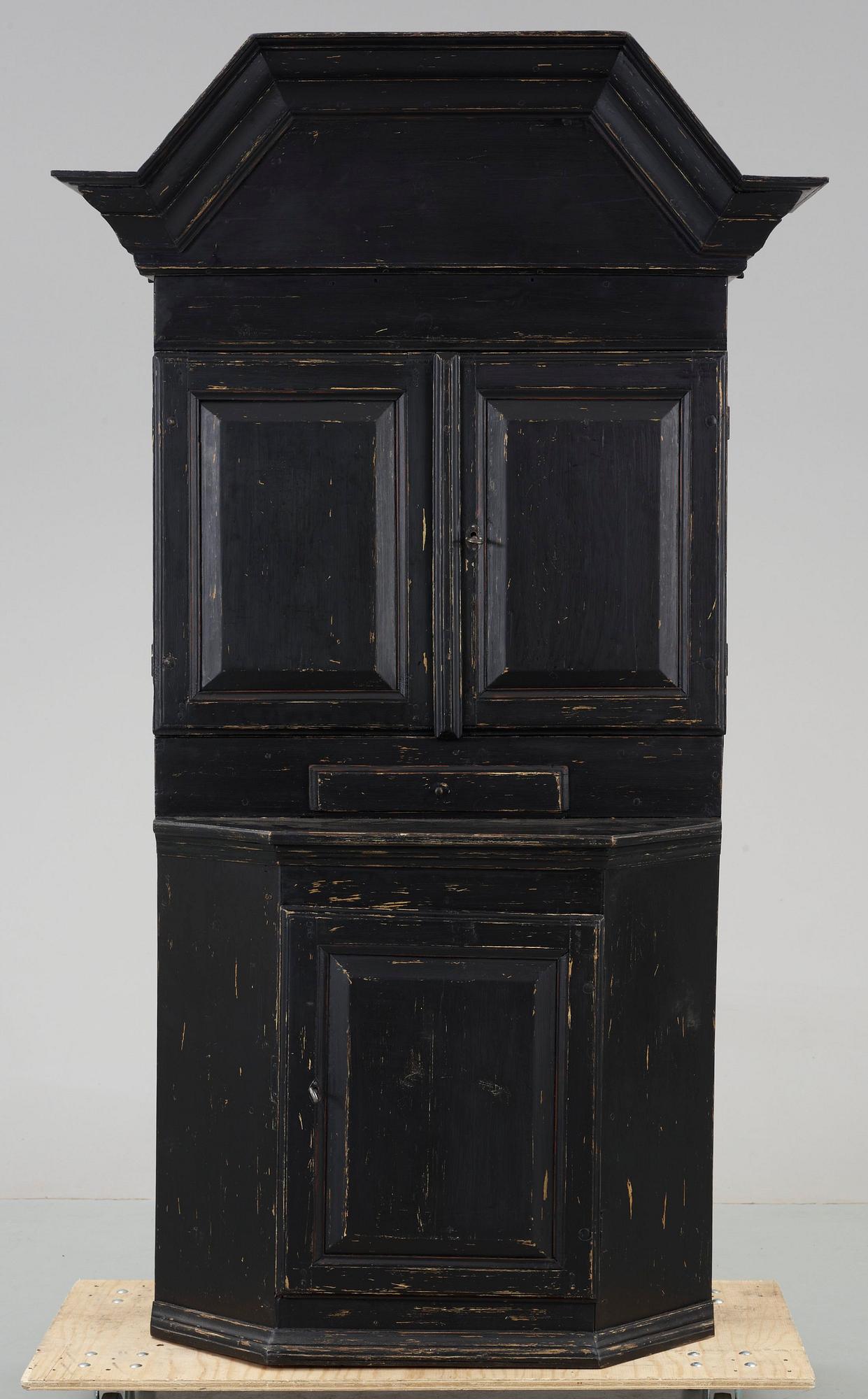 SKÅP, allmoge, 1700-tal.