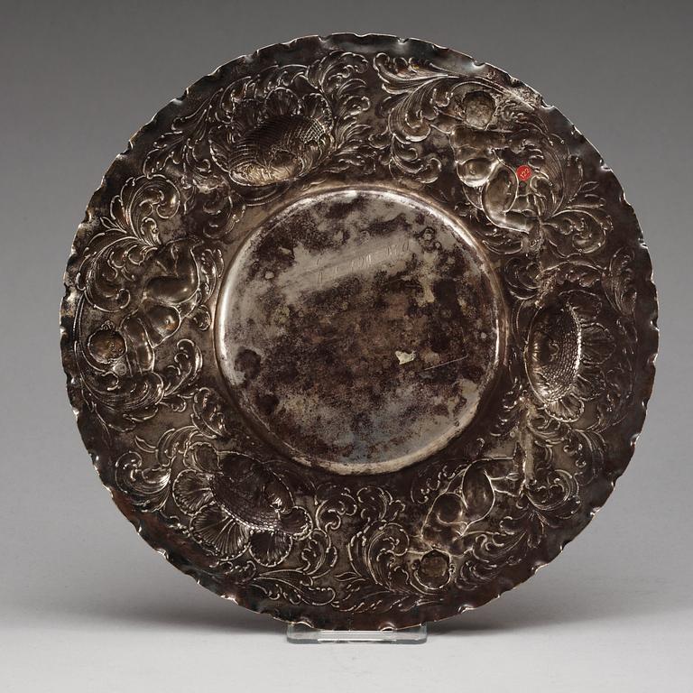 PRESENTERFAT, av Heinrich Eickhoff, Hamburg -1698-1700. Barock.