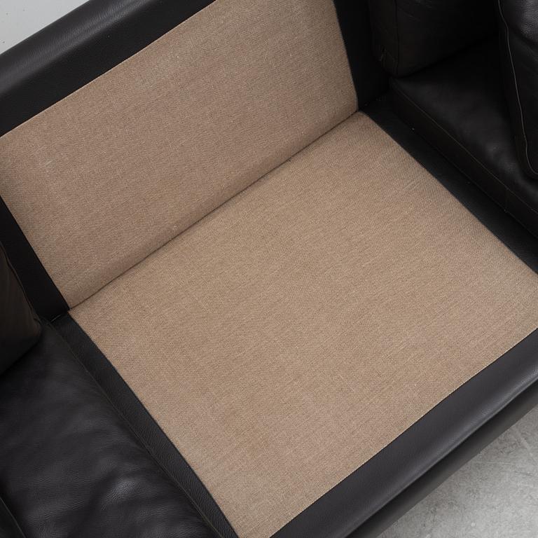 Takashi Okamura & Erik Marquardsen, soffa. "Capri 3A" Skipper Furniture.