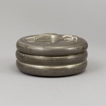 A pewter box with lid, 1930, and two catalogues, Firma Svenskt Tenn.