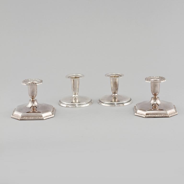 LJUSSTAKAR, 2 par, silver, omkring 1900-talets mitt.