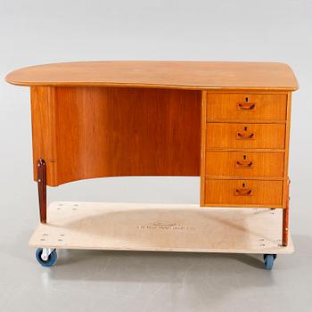 A 1950/60s desk.