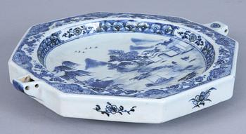 VÄRMEFAT, porslin, Kina, 1700-tal.