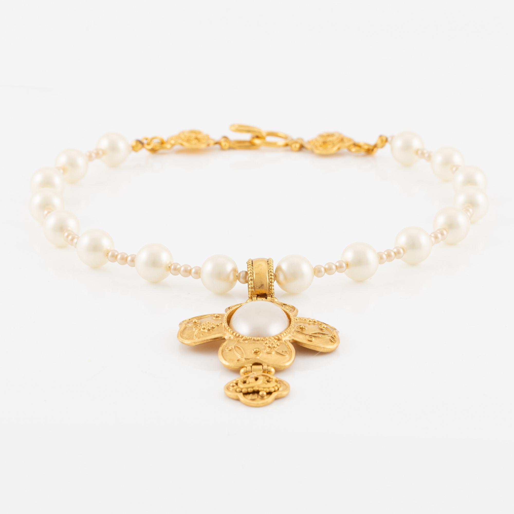 Chanel, necklace, 1996.