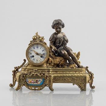 A French mantel clock, second half of the 19th century.