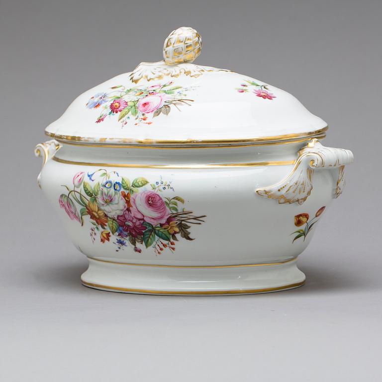 TERRIN med LOCK, porslin, 1900-tal.