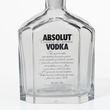 Olle Alberius, A decanter in case, “Absolut Vodka”, Orrefors, 1980s.