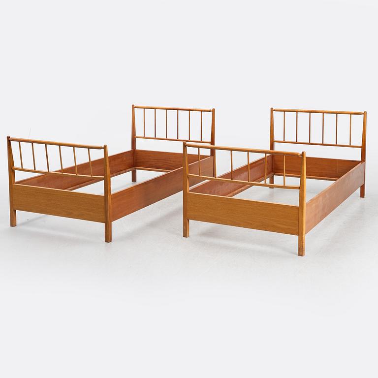 Josef Frank, a pair of beds, Firma Svenskt Tenn.