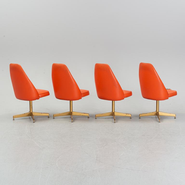 A dining table with four chairs, Walter of Wabash, table dated 1960.