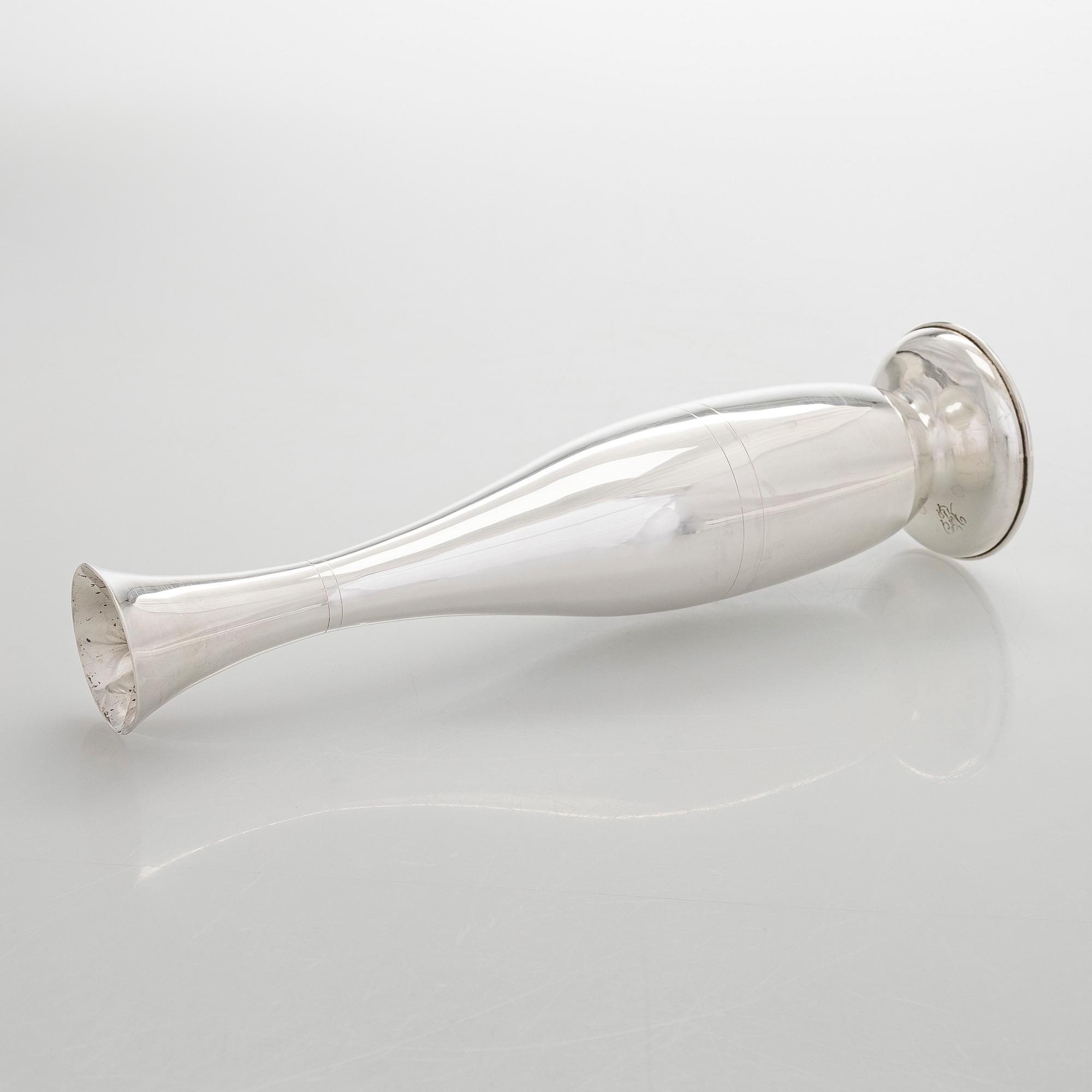 A silver vase, Miettinen & Nurmi Turku, 1953.