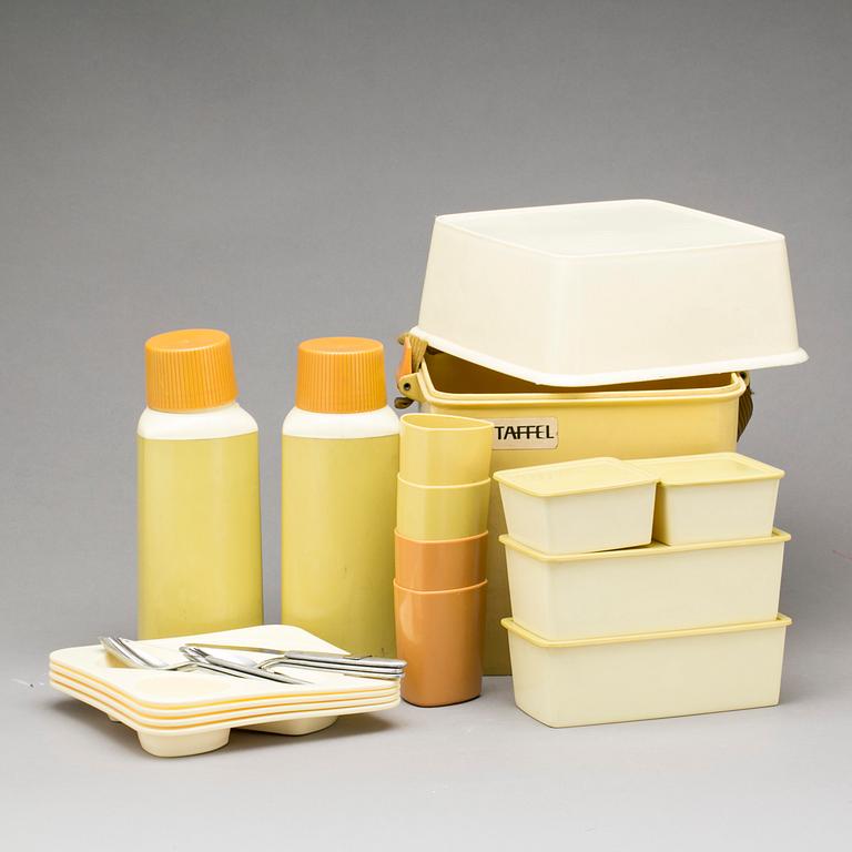 PICKNICKSET, "Taffel Friluftsservis", Sigvard Bernadotte för Husqvarna. Formgiven 1959.