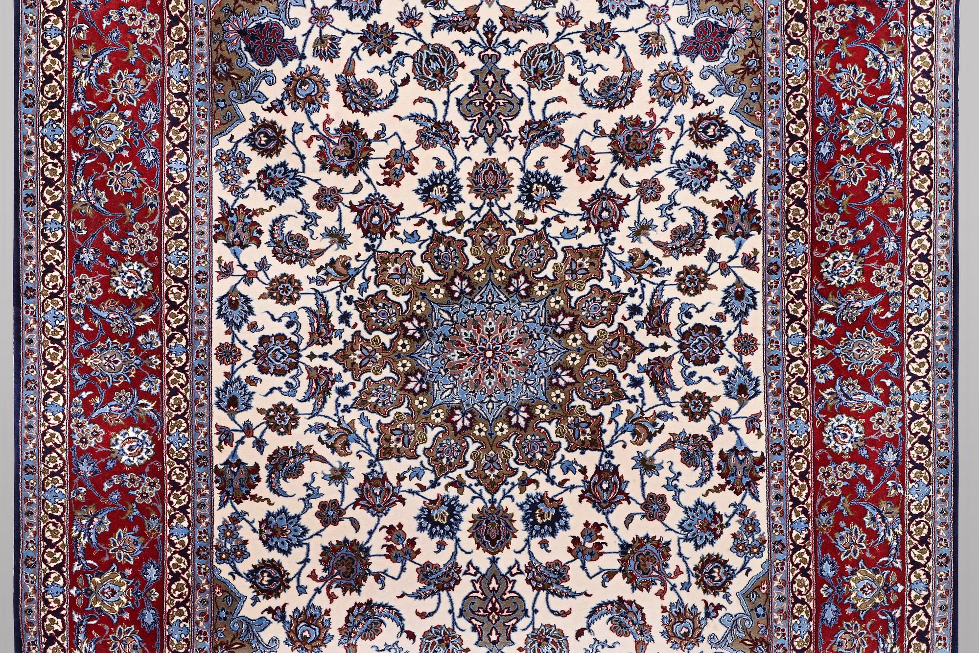 Matta, Isfahan, part silk, ca 245 x 155 cm. - Bukowskis