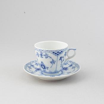 A 19 pcs coffee service 'Musselmalet' from Royal Copenhagen.