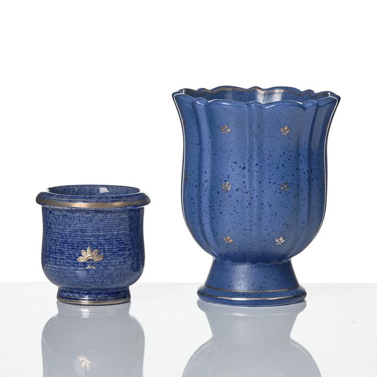 Wilhelm Kåge, a set of two Argenta stoneware vases, two dishes and a bowl with lid, Gustavsberg 1930s-50s.