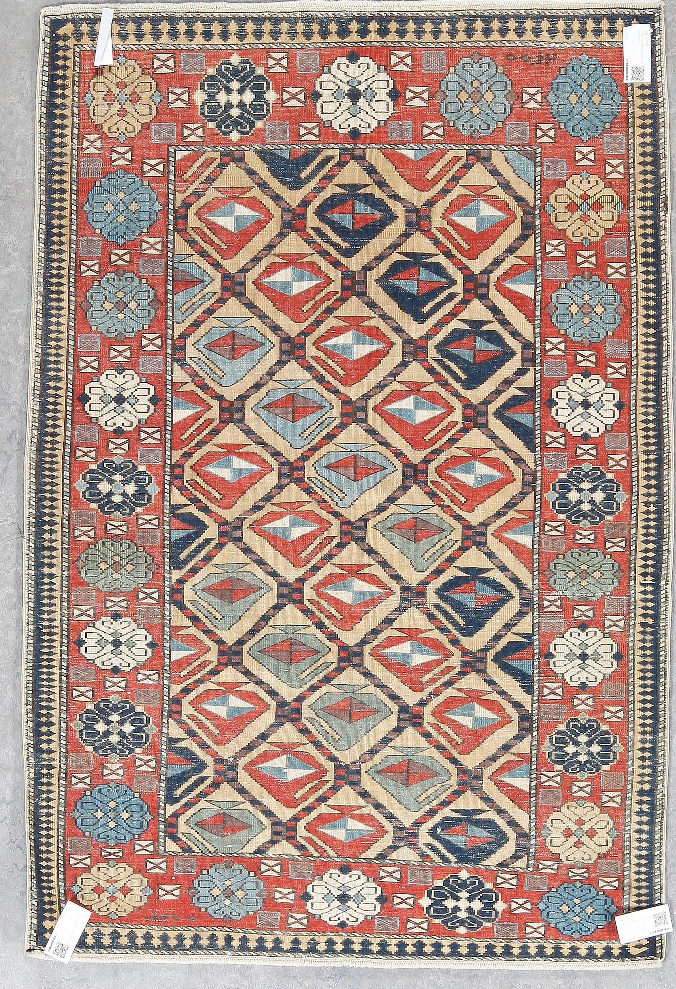 MATTA, semiantik Kaukas, ca 157x105 cm.