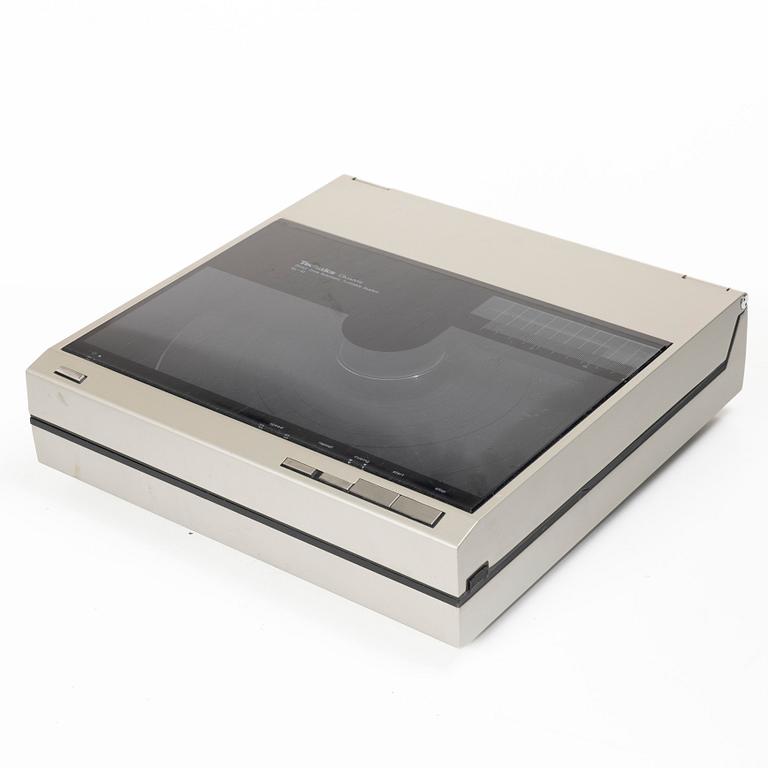 Vinyl record player, Technics Quartz SL-10, Matsushita Electric, Japan, 1979–1985.