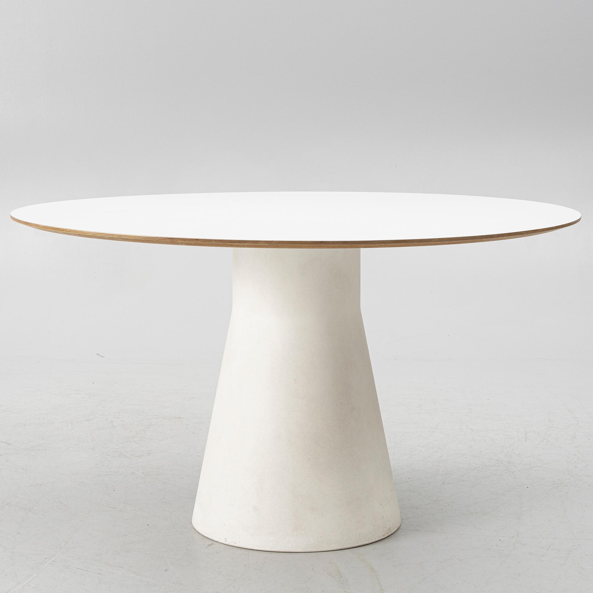 Matbord, "Reverse Conference table" för Andreu World.