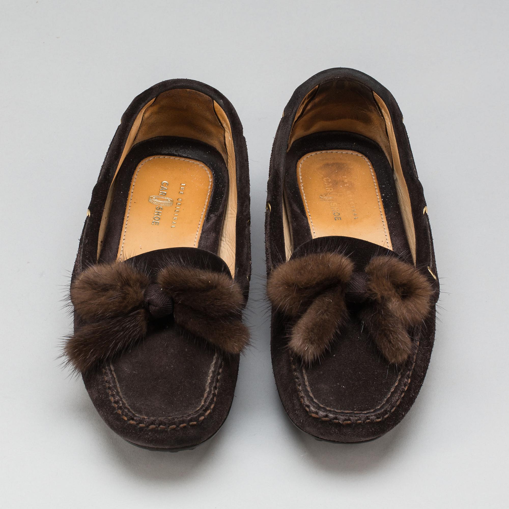 SKOR, The Original Car Shoe.