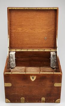 An Empire early 19th century mahogany humidor.