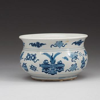 RÖKELSEKAR, porslin. Qingdynastin, Kangxi (1662-1722).