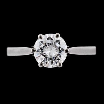 1207. A brilliant cut diamond ring, 1.35 cts.