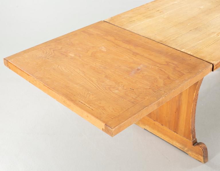 A "Lovö"-dining table for Nordiska Kompaniet,  first half of the 20th century.