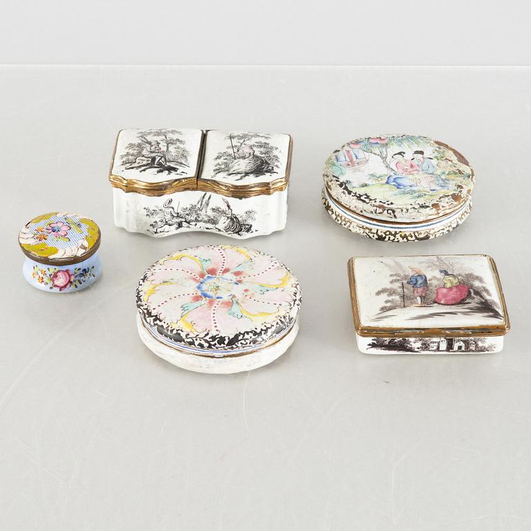 A set of five boxes, Europe and China, late 18th century - early 20th century.