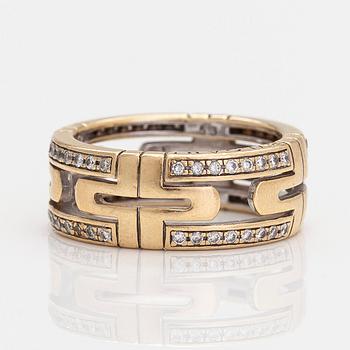 Bulgari, ring, "Parentesi", 18K guld och diamanter ca 0.25 ct totalt.