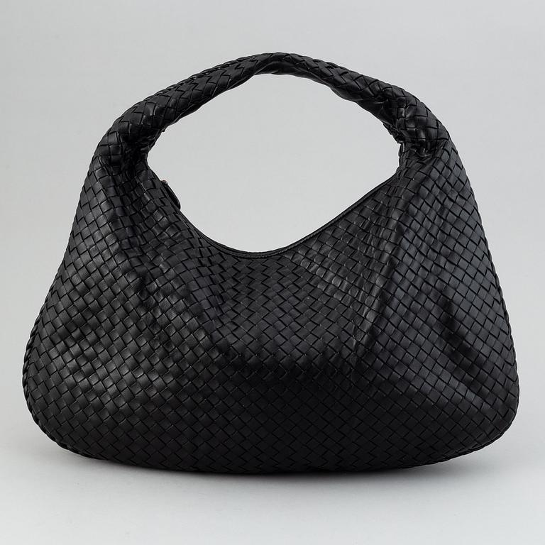 Bottega Veneta, black leather bag.
