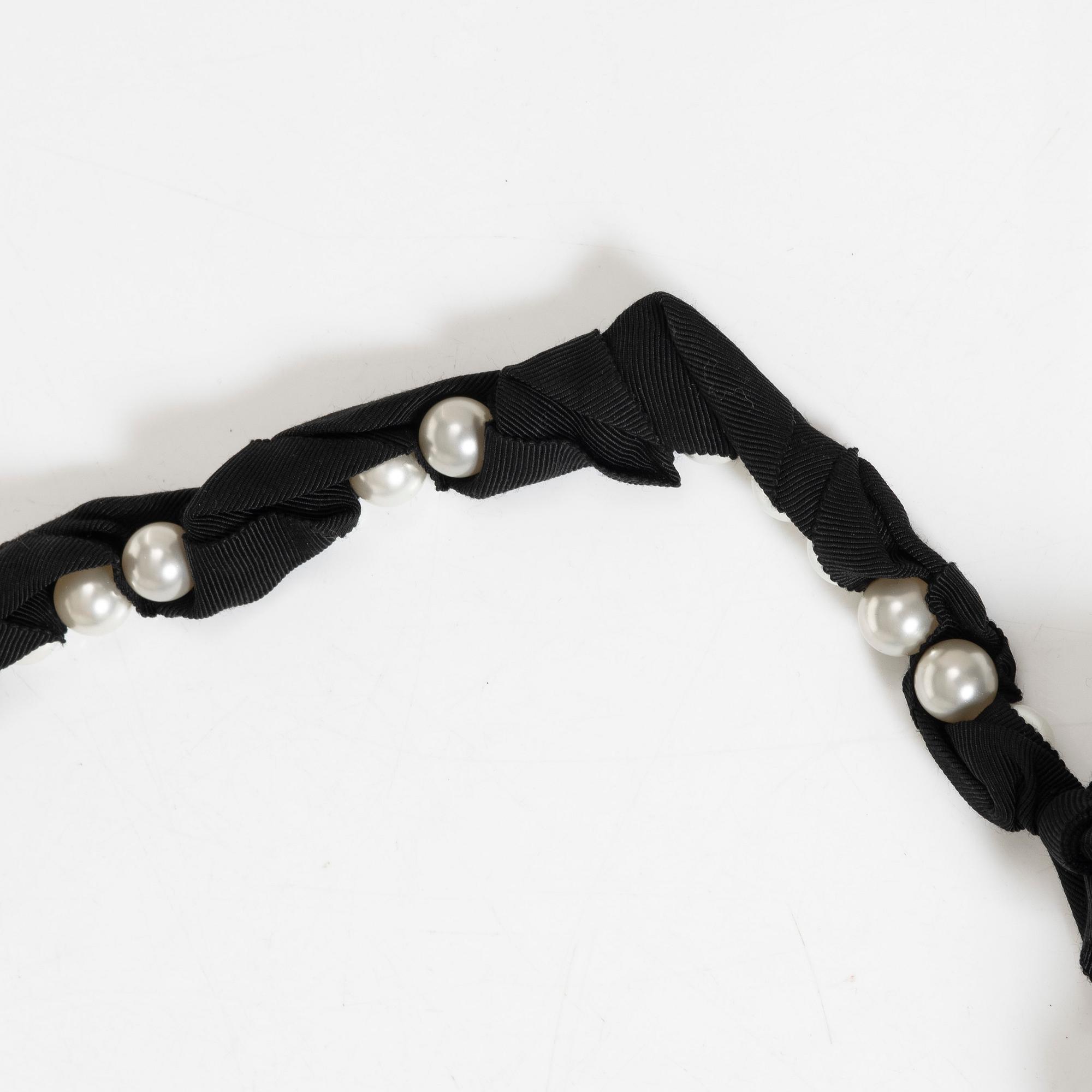 Lanvin, necklace "Ribbon Necklace".