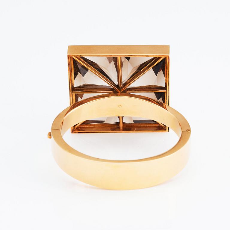 Sigurd Persson, an 18K gold and smoky qvartz  (citrine) bangle, Stockholm 1962.