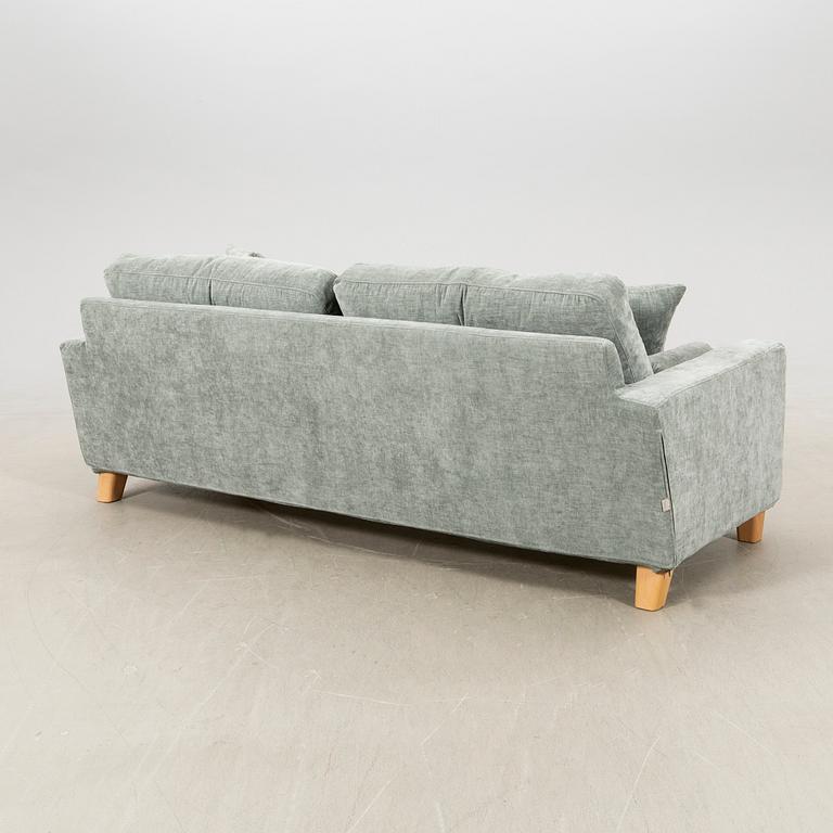 Soffa  Fogia "Morris " modern tilvlerkning.