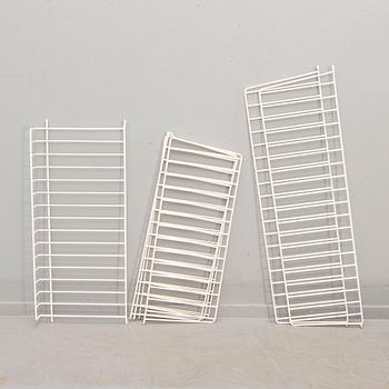 Nils Strinning, vägghylla "The ladder shelf" 1900-talets mitt.