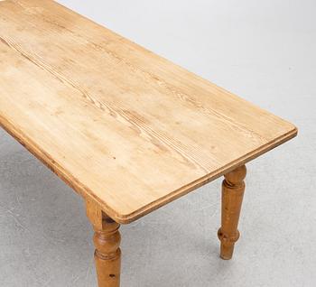 Dining table, late 19th century.