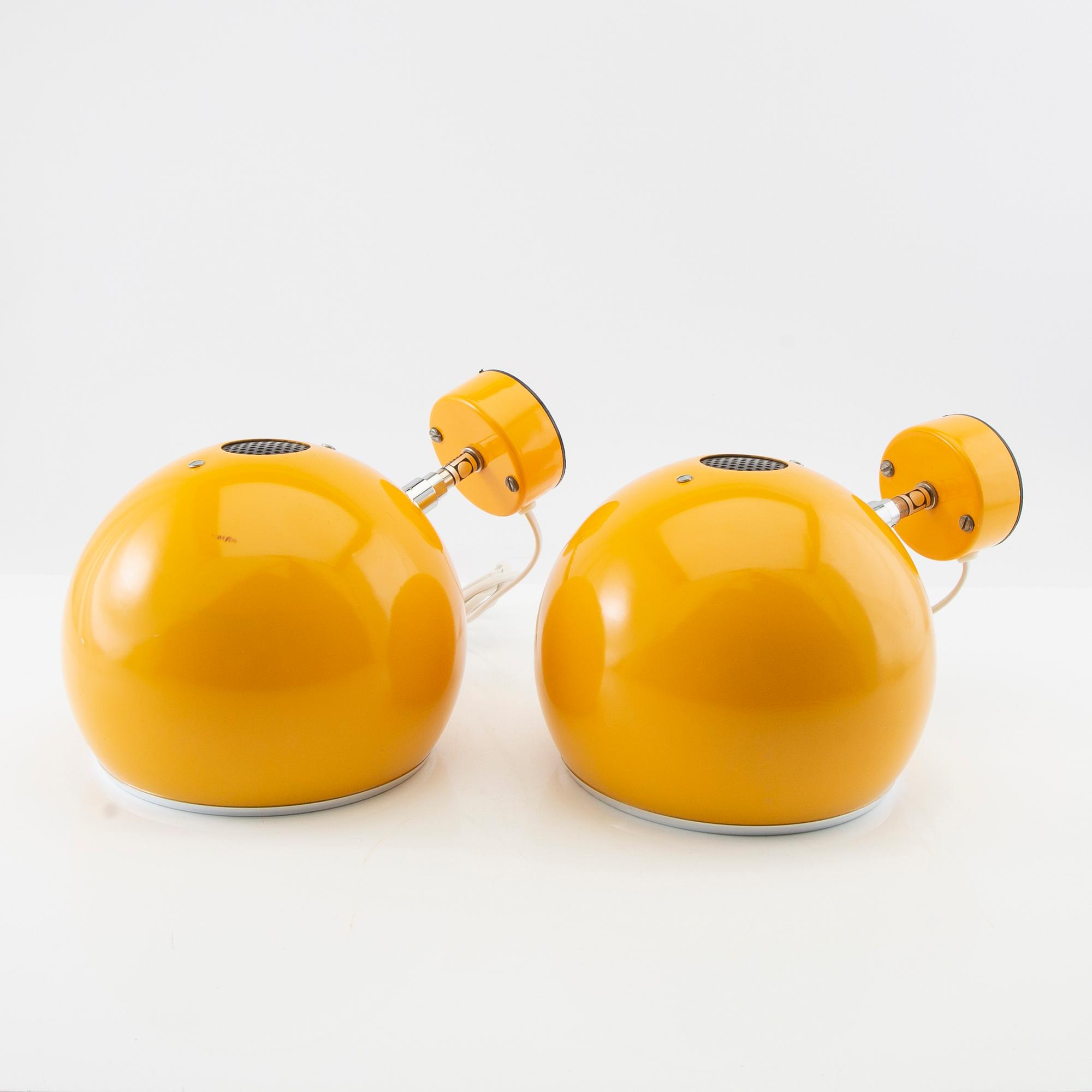 Hans-Agne Jakobsson, vägglampor ett par för Luxus  1900-talets senare del.