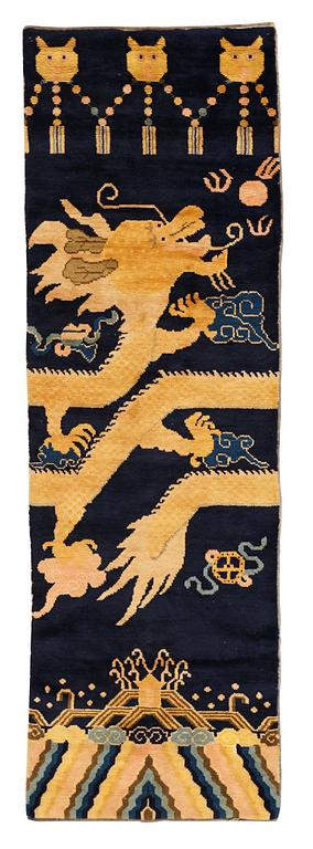 PILLAR RUG, an old Chinese, possibly Ningxia, ca 236,5-237 x 76,5 cm (as well as ca 1 cm flat weave at the ends).