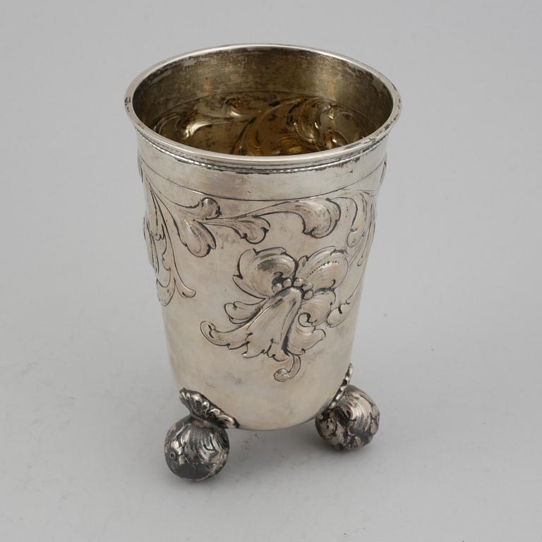 A swedish silver beaker, mark of CG Hallberg, Stockholm 1945.