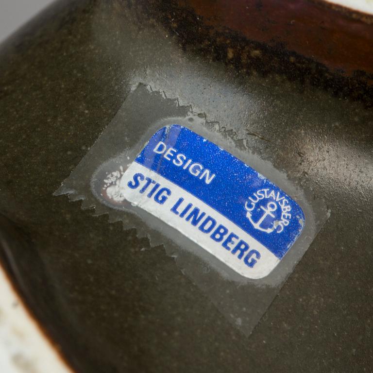 FIGURINER, 2 st, stengods, Stig Lindberg samt Lisa Larson, Gustavsberg.