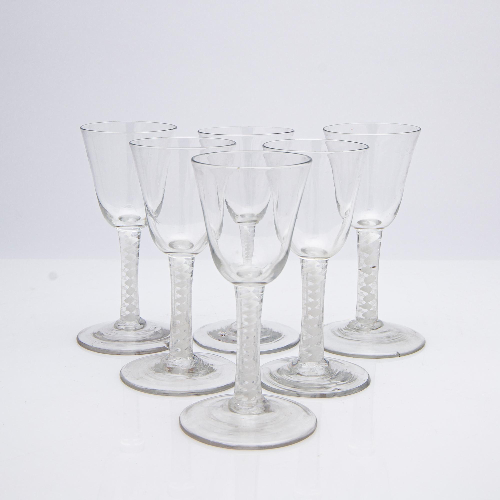 A set of glass, 13 pieces, 18th century.