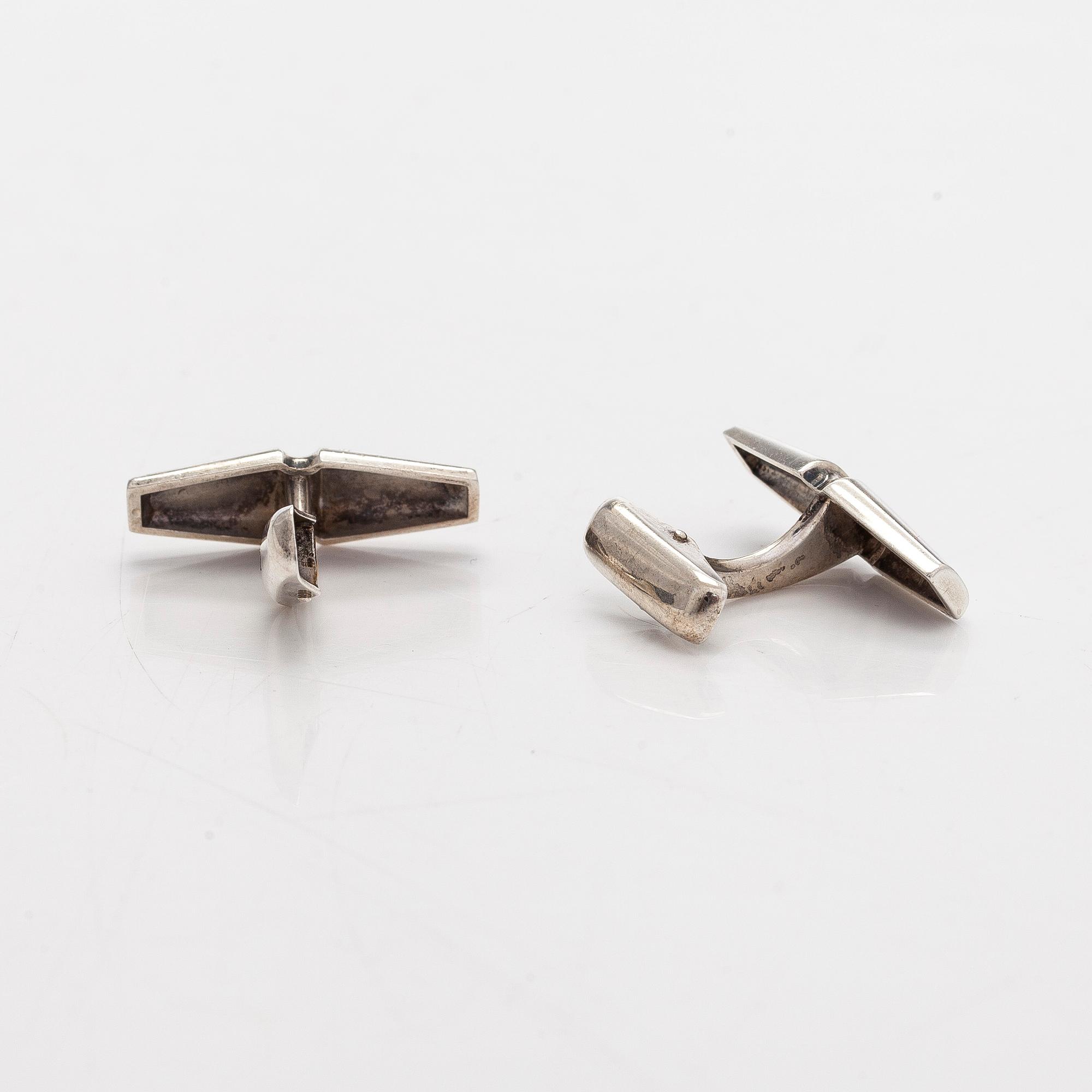 Elis Kauppi, Cufflinks and brooch, silver, Kupittaan Kulta, Turku, 1960s.